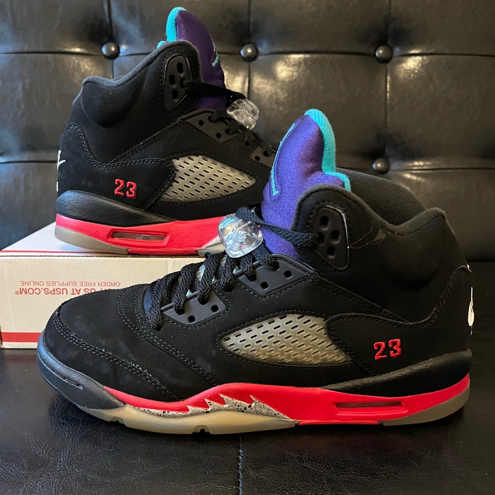 Jordan 5 GS Top 3 – Sz 7Y / 8.5 Women’s